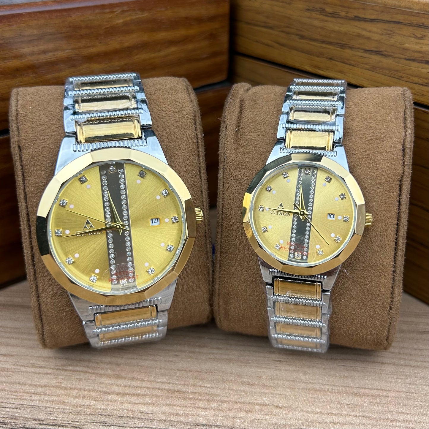 Couple Chain Watch CR-2506
