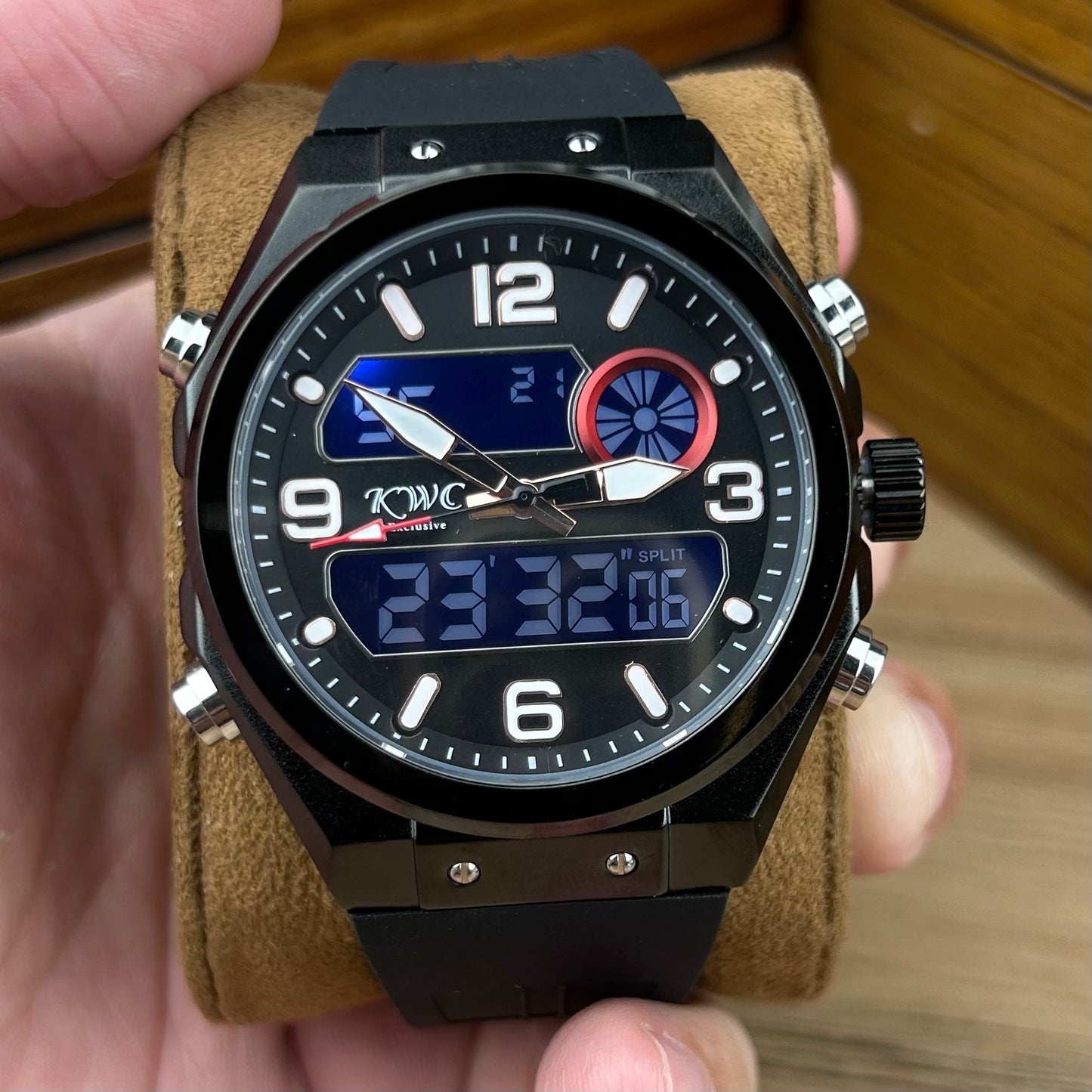 Silicone Strap Watch For Men RMS-559