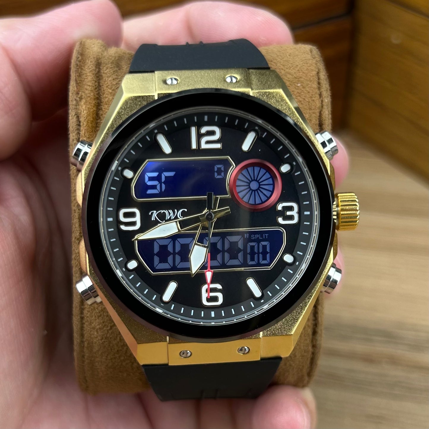 Silicone Strap Watch For Men RMS-559