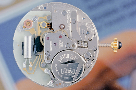 Here’s How a Quartz Watch Works